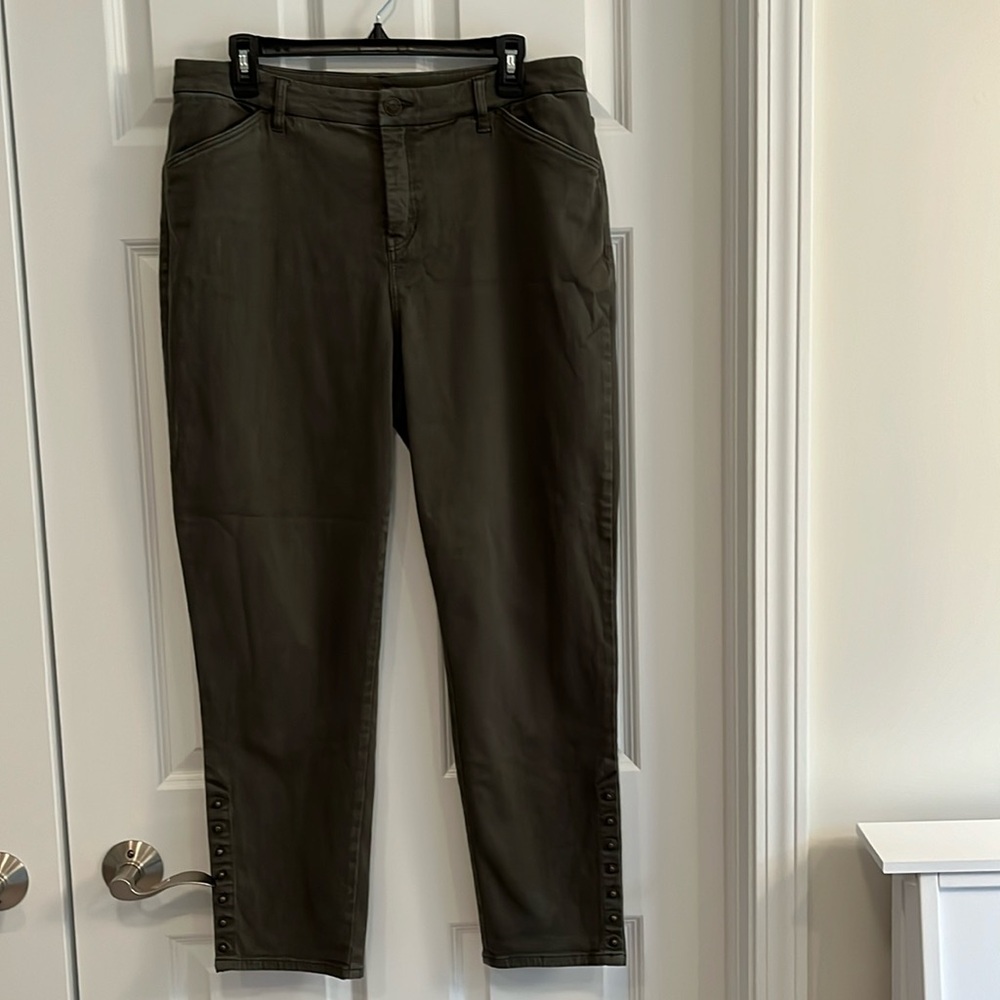 Chico’s So Slimming Girlfriend Ankle Jean